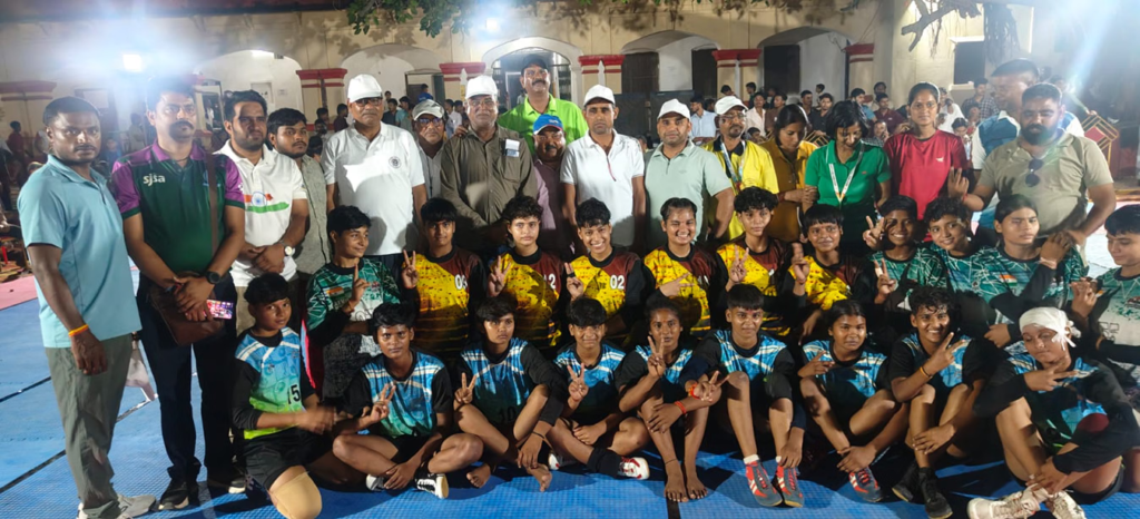 saloni-yadav-nagra-silver-medal-state-level-kabaddi-ballia